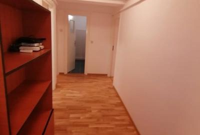 Cazino - Hotel Palace, spatiu ideal birouri, 90 mp., 5 camere. - 4