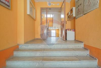 Apartament cu 3 camere decomandat, mobilat în Calea București - 13