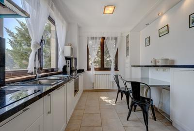 Space, light, and comfort for your family. FIRST RENTAL,close to British School - 6