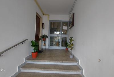 Panduri- garsoniera cocheta la cinci minute de metrou!! - 6