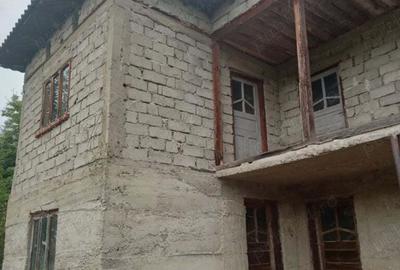 Vand casa ?i teren in Stroe?ti - 2