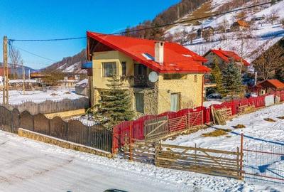 Vila de lux  cu 6 camere de vanzare /534 mp teren/Simon Bran