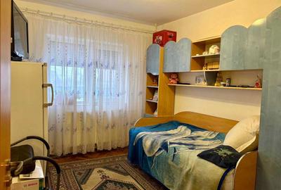 Apartament cu 4 camere decomandat în Sânmartin - 1