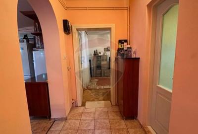 Casă cu 3 camere cu Teren 195 Mp în Mediaș - 2