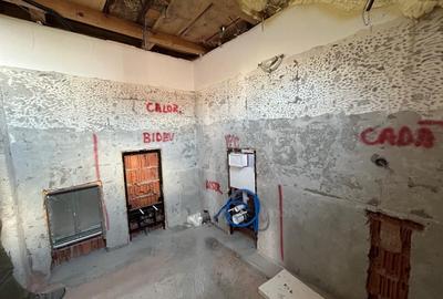 Casă individuală cu 6 camere cu Canalizare în Crevedia - 15