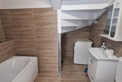 Casa de vanzare, 5 camere, zona Vatra Luminoasa - 10