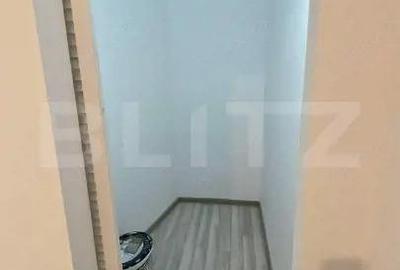 Casă cu 4 camere cu Teren 175 Mp în Central - 10