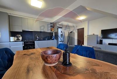 Apartament cu 3 camere in Zona Buna Ziua - 1