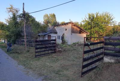 Vânzare casă bătrânească – Ariceștii Zeletin, jud. Prahova Vânzare casă bătrânească – Ariceștii Zeletin, jud. Prahova - 2