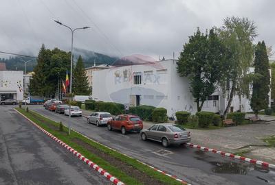 Vanzare cladire comerciala in Municipiul Sacele, judetul Brasov - 2