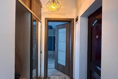 Apartament cu 3 camere semidecomandat în Zorilor - 9