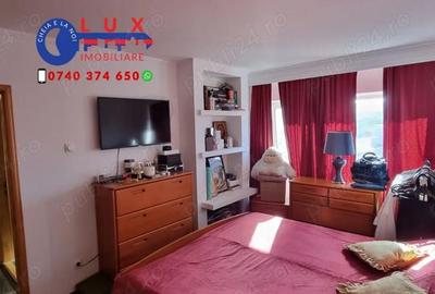 Apartament cu 3 camere decomandat în Babadag - 2