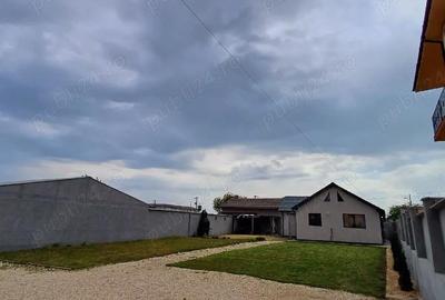 Casă cu 3 camere cu Teren 770 Mp în Costinești - 4