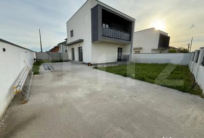 Casă cu 5 camere cu Teren 371 Mp în Central - 3