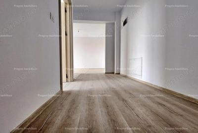 Apartament cu 3 camere în Central - 1