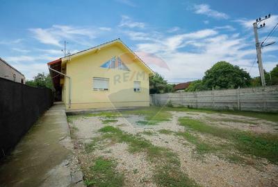 Casa de vanzare cu teren 517 mp, strada Izvorului, Oradea - 17