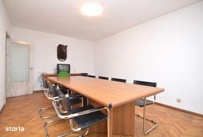 Apartament cu 4 camere decomandat în Unirii - 8