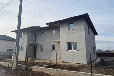 Casă cu 4 camere în Dumbrava - 7