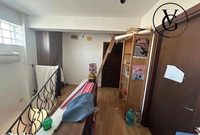 Casă cu 5 camere cu Teren 1254 Mp în Central - 2