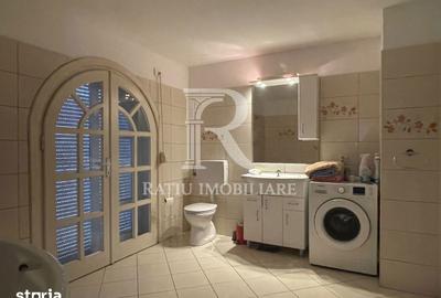 Casă cu 6 camere cu Teren 1259 Mp în Podgoria - 4