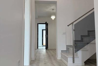 Casă cu 5 camere în Bariera Vâlcii - 3