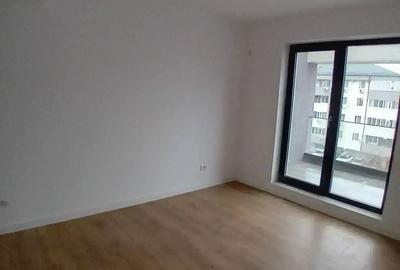 Apartament cu 3 camere în Central - 13