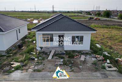 Casă individuală cu 4 camere cu Canalizare în Vladimirescu - 1