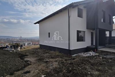 Casă individuală cu 4 camere cu Canalizare în Unirii - 11