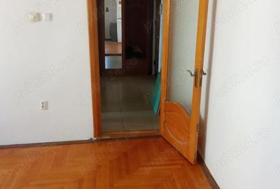 Apartament cu 3 camere semidecomandat în Obor - 2