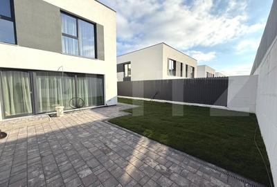 Duplex cu 4 camere cu Canalizare în Chinteni