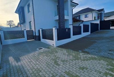 Casa individuala cu 5 camere - s. Utila 205mp - 2