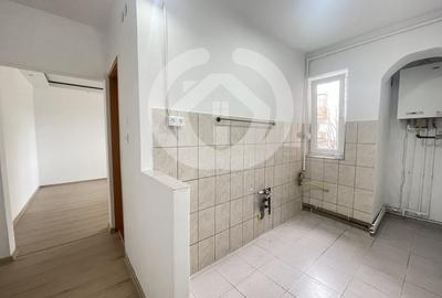 Apartament cu 3 camere semidecomandat în Hipodrom 3 - 11