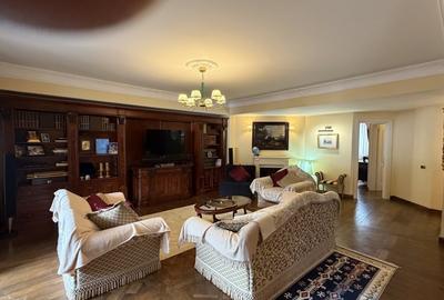 Apartament cu 3 camere decomandat în Predeal - 4