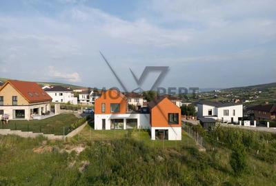 Casa cu design si materiale Premium , La intrare in Chinteni! - 1