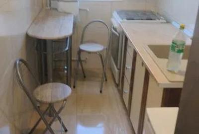Apartament cu 2 camere nedecomandat, mobilat în Podu Roș - 8