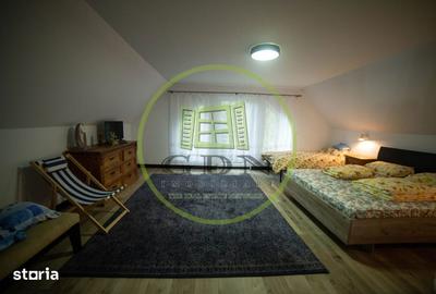 Casă cu 7 camere cu Teren 3515 Mp în Deda - 2