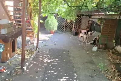 Casă cu 3 camere cu Teren 300 Mp în Republicii - 2