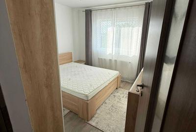 Apartament cu 3 camere decomandat în 7 Noiembrie - 6