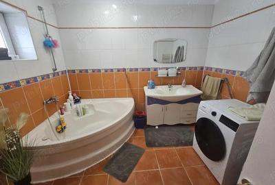 Vand apartament cu 3 camere - 6