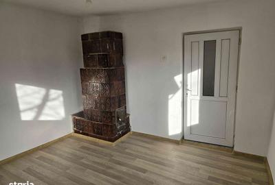 Casă cu 8 camere cu Teren 1200 Mp în Braloștița - 10
