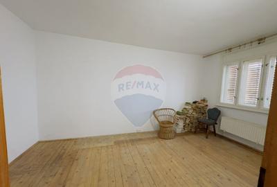 Casă cu 7 camere cu Teren 300 Mp în Gării - 15