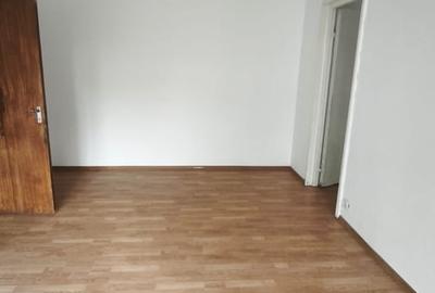 Apartament cu 3 camere semidecomandat în Brâncoveanu - 2
