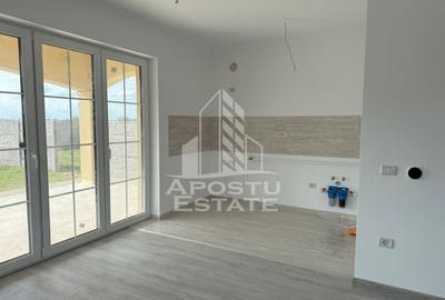 Duplex cu 3 camere cu Canalizare în Moșnița Nouă - 1