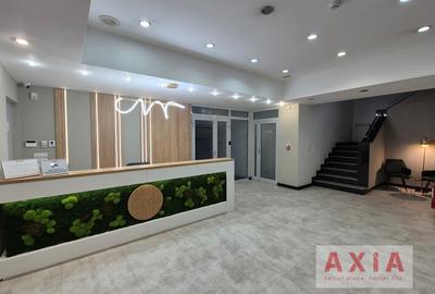 Birou, de 2,300 mp, în Romană - 2