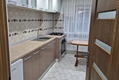 Apartament cu 2 camere decomandat în Girocului - 2