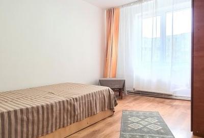Apartament cu 4 camere decomandat în Rahova - 2