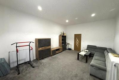 Apartament cu 2 camere nedecomandat în Central