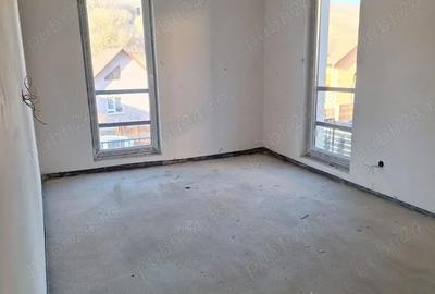 Casă cu 4 camere cu Teren 655 Mp în Tăuți - 6