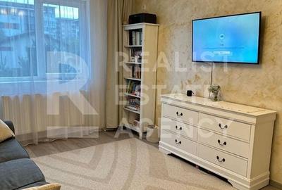 Vânzare, apartament cu 3 camere în zona Militari Residence - 1