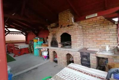 Casă cu 4 camere cu Teren 1000 Mp în Central - 13